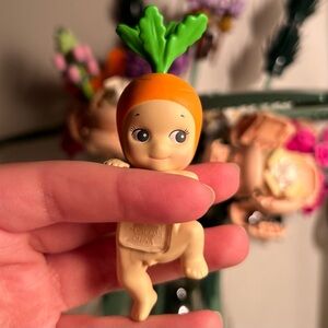 Sonny Angel Harvest Series Carrot Hipper